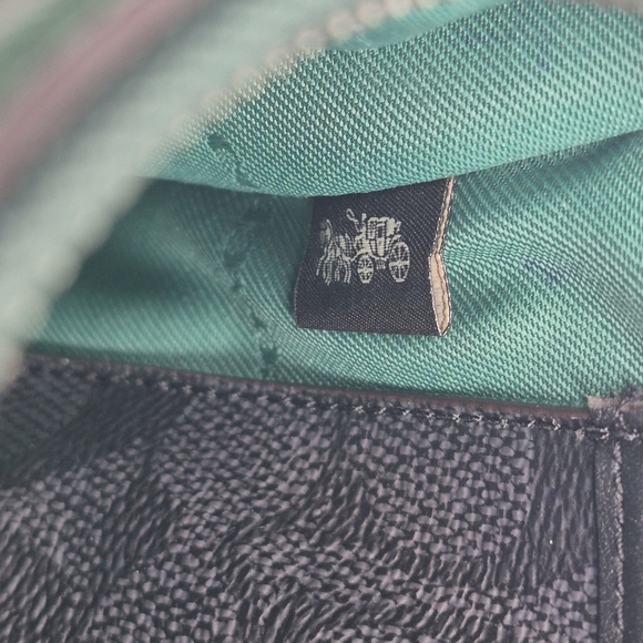 Coach "RARE" Charm Green Shoulder Bag CREED: 8236-CJ1797 - Picture 17 of 17